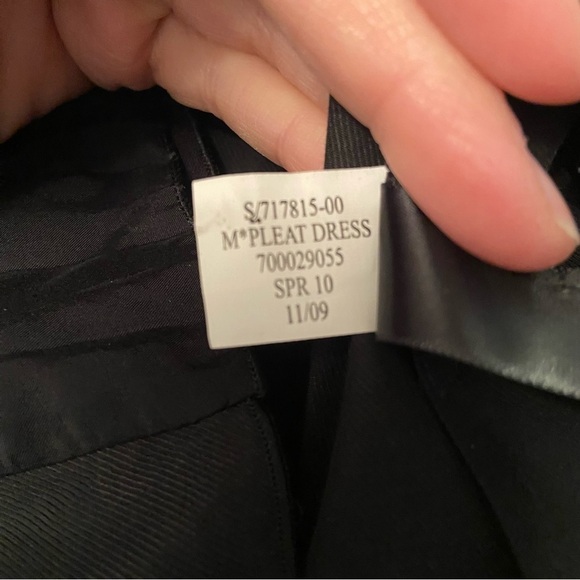 Banana Republic women’s black pleated semi-formal‎ dress in size  6 - Picture 10 of 12